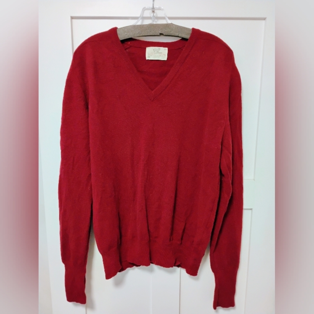 Men's vintage wool sweater